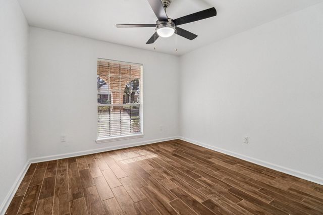 7114 Bayou Forest Drive, Houston, TX 77088