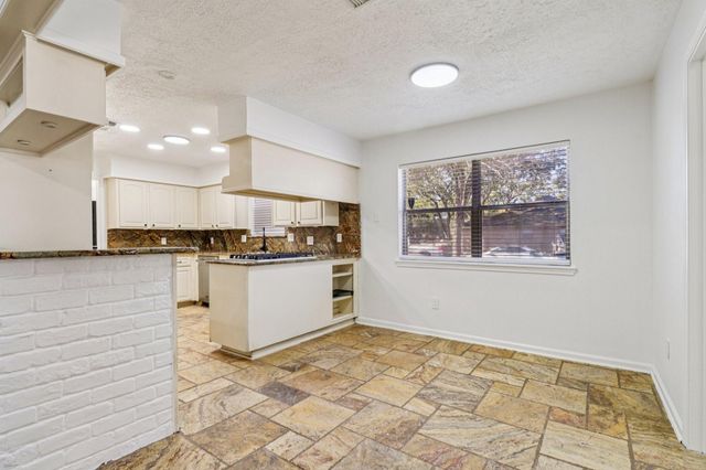 7114 Bayou Forest Drive, Houston, TX 77088