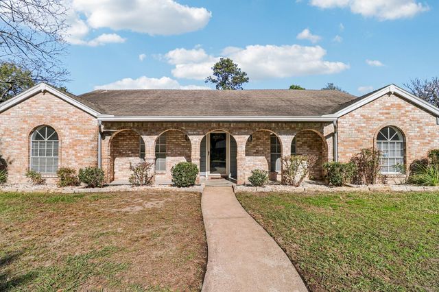 7114 Bayou Forest Drive, Houston, TX 77088