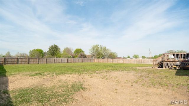 166 Cypress Drive, Sikeston, MO 63801