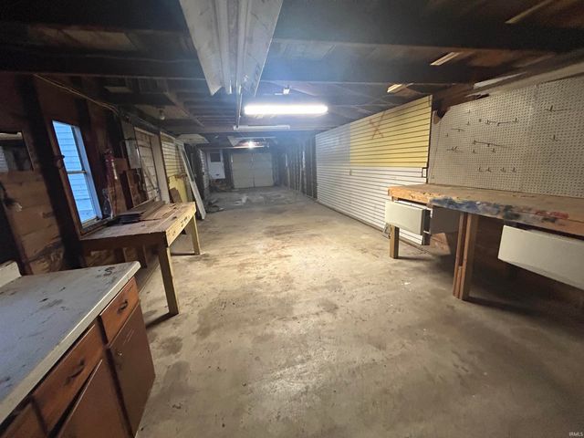 403 S Michigan Street, Oxford, IN 47971