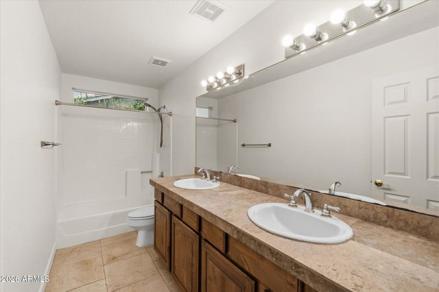 4555 E TIERRA BUENA Lane, Phoenix, AZ 85032