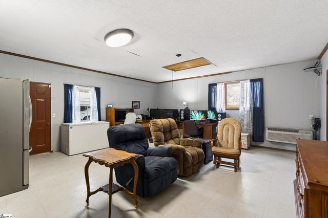 160 Ballard Road, Pelzer, SC 29669