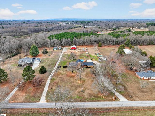 160 Ballard Road, Pelzer, SC 29669