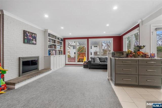 792 Washburn Street, Teaneck, NJ 07666