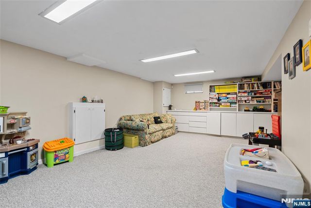 792 Washburn Street, Teaneck, NJ 07666