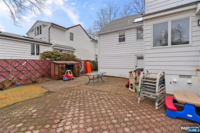 792 Washburn Street, Teaneck, NJ 07666