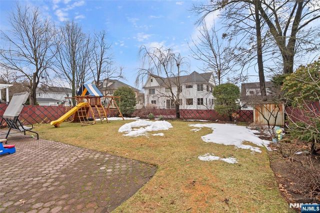 792 Washburn Street, Teaneck, NJ 07666
