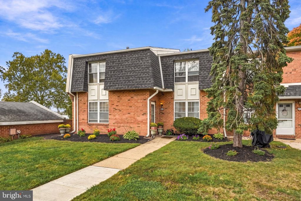 2093 HARBOUR DR, PALMYRA, NJ 08065 — photo 2