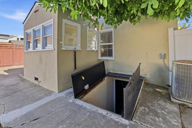 871 Paula Street, San Jose, CA 95126