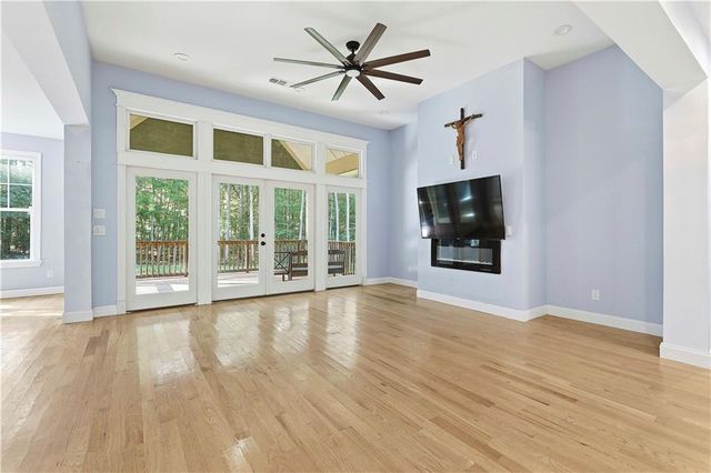 215 Kingswood Lane, Fayetteville, GA 30215