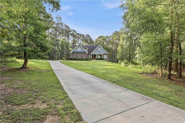 215 Kingswood Lane, Fayetteville, GA 30215