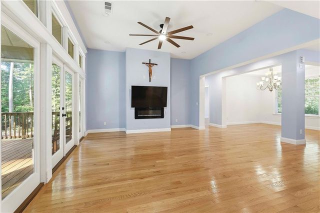 215 Kingswood Lane, Fayetteville, GA 30215