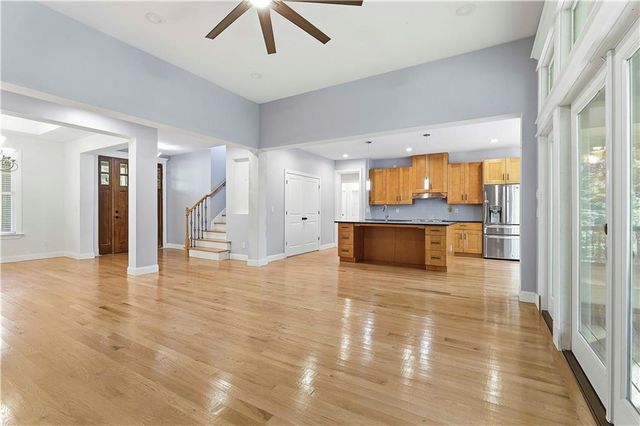 215 Kingswood Lane, Fayetteville, GA 30215