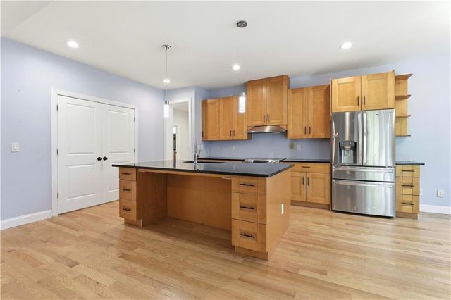 215 Kingswood Lane, Fayetteville, GA 30215