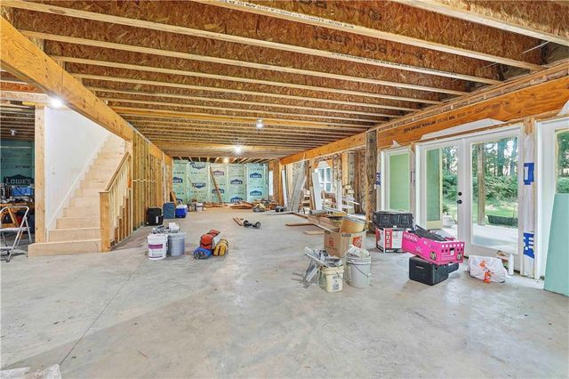 215 Kingswood Lane, Fayetteville, GA 30215