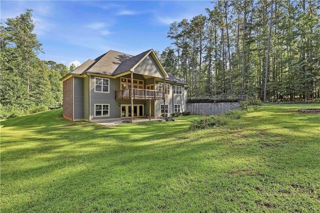 215 Kingswood Lane, Fayetteville, GA 30215