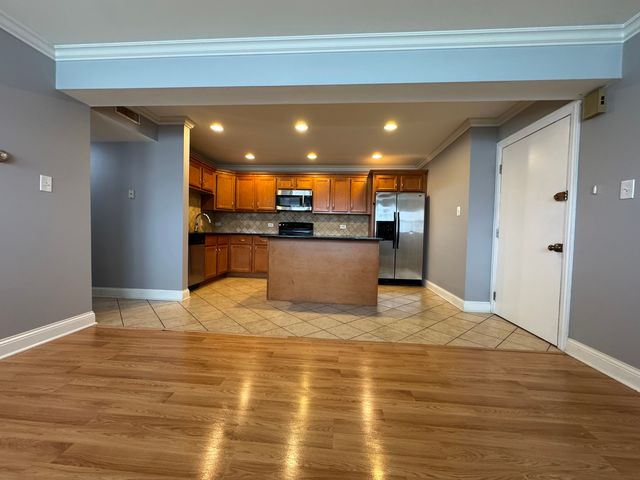 1288 PERRY Street 02, Des Plaines, IL 60016