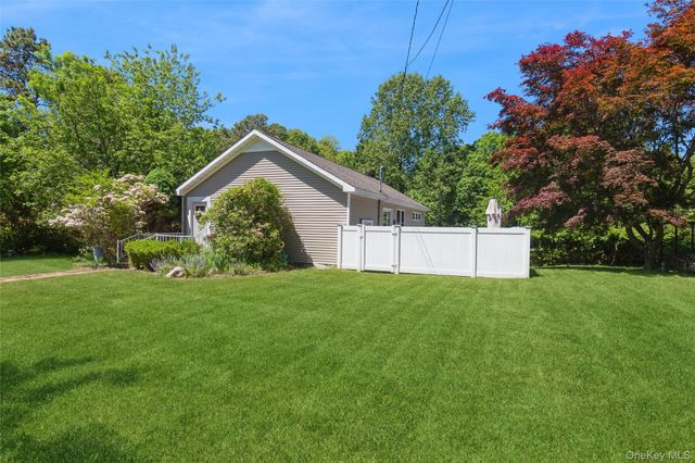 5 Olive Street, Rocky Point, NY 11778