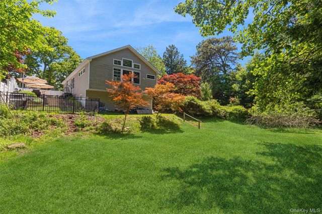 5 Olive Street, Rocky Point, NY 11778