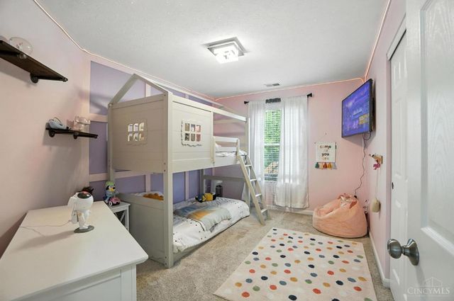 4870 Highland Oaks Drive, Green Twp, OH 45248