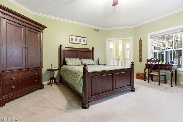 113 Champion Lane, Chagrin Falls, OH 44022