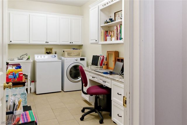 113 Champion Lane, Chagrin Falls, OH 44022