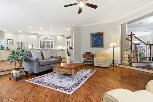 113 Champion Lane, Chagrin Falls, OH 44022