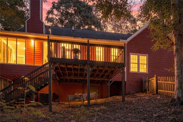 9625 Poplar Court, Douglasville, GA 30135