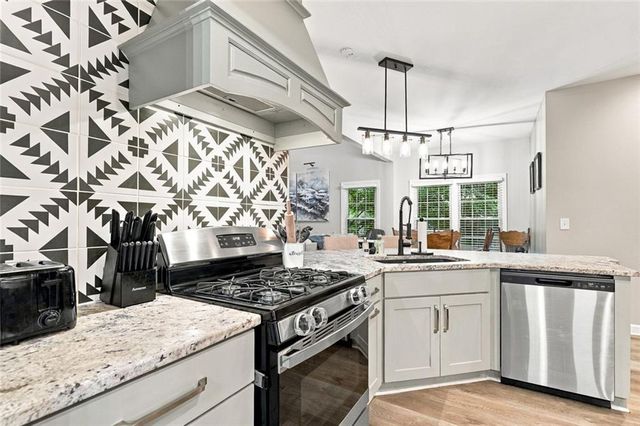 9625 Poplar Court, Douglasville, GA 30135