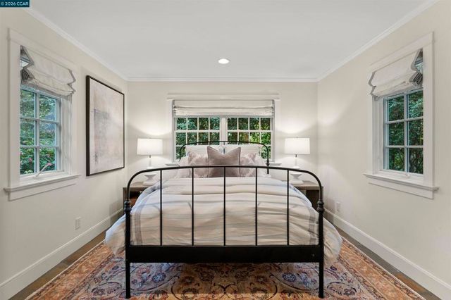 33 La Noria, Orinda, CA 94563