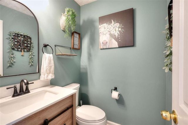 377 Lakeview Drive, Newborn, GA 30056