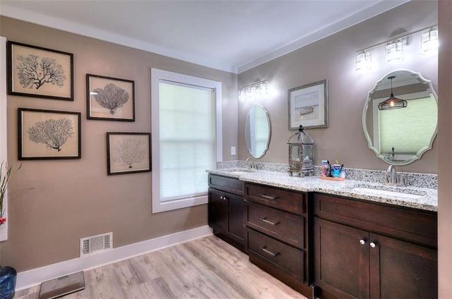 377 Lakeview Drive, Newborn, GA 30056