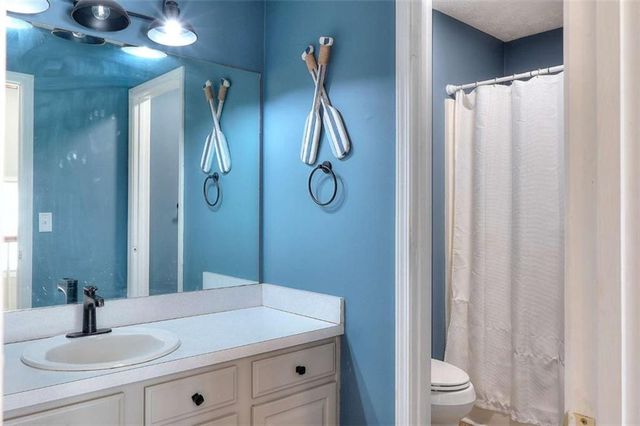 377 Lakeview Drive, Newborn, GA 30056