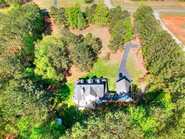 377 Lakeview Drive, Newborn, GA 30056