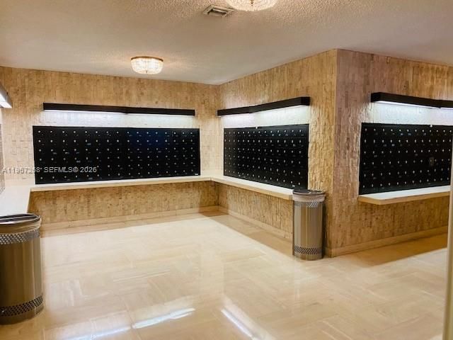 2500 Parkview Dr 2204, Hallandale Beach, FL 33009