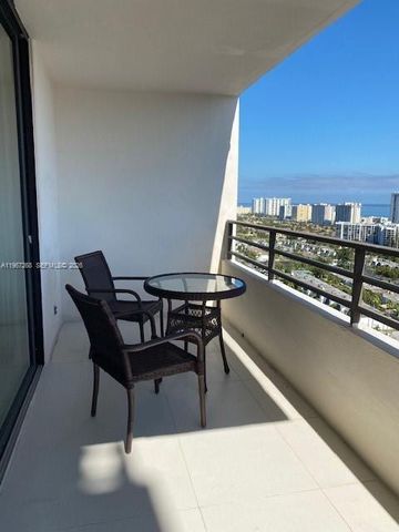 2500 Parkview Dr 2204, Hallandale Beach, FL 33009