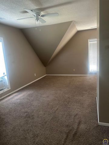 424 E 13th Ave, Emporia, KS 66801