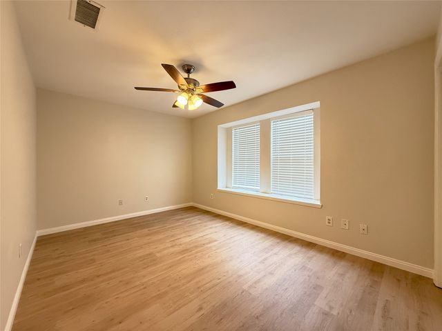 8525 Clearcreek Circle, Frisco, TX 75034