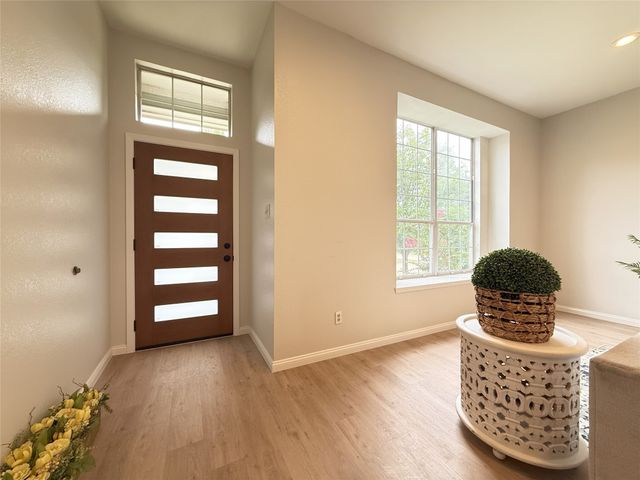 8525 Clearcreek Circle, Frisco, TX 75034