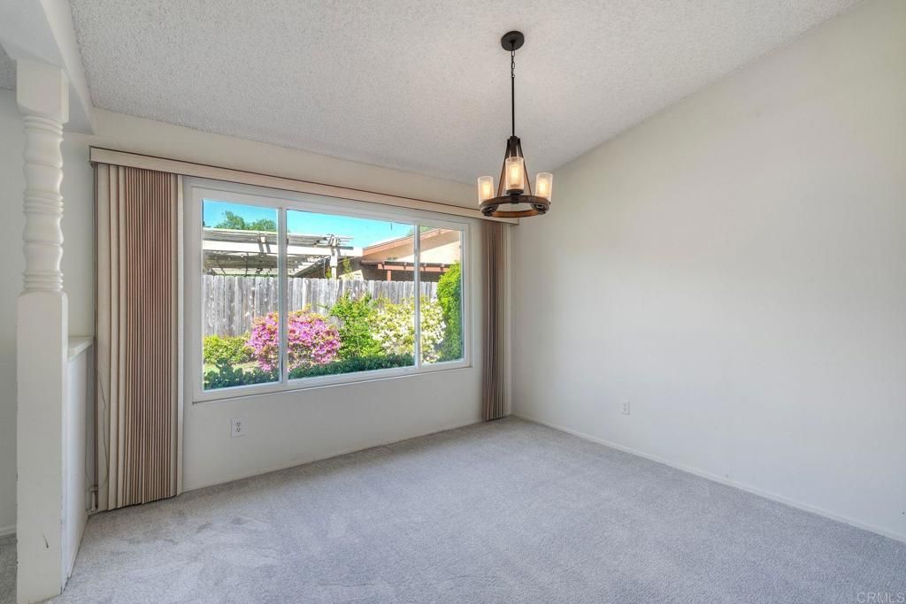 Image 14 of property listing at 5771 Old Ranch Rd, Oceanside, CA 92057