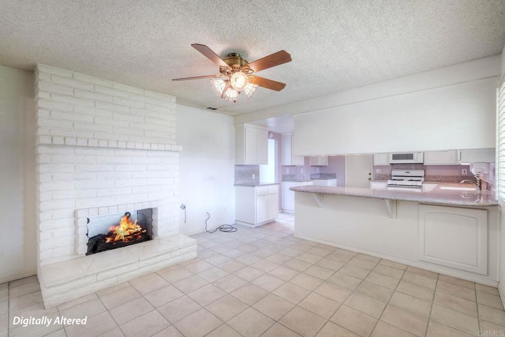 Image 9 of property listing at 5771 Old Ranch Rd, Oceanside, CA 92057