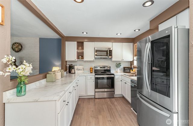 2112 143rd Place NE, Marysville, WA 98271