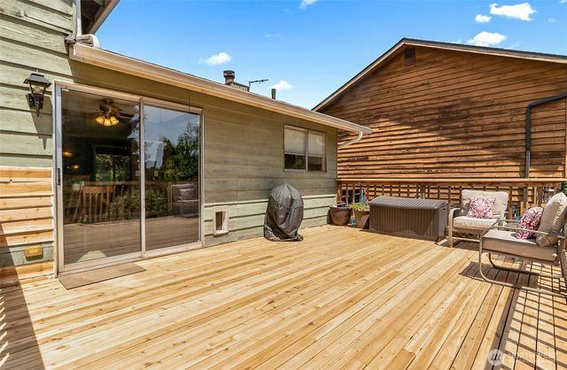 2112 143rd Place NE, Marysville, WA 98271