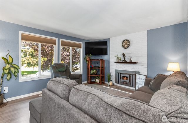2112 143rd Place NE, Marysville, WA 98271