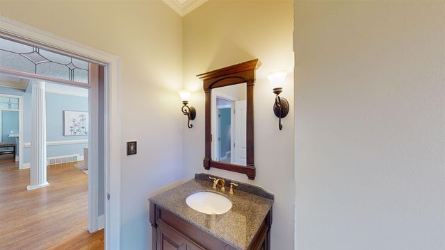 3049 OAKLEIGH MANOR CV, Germantown, TN 38138