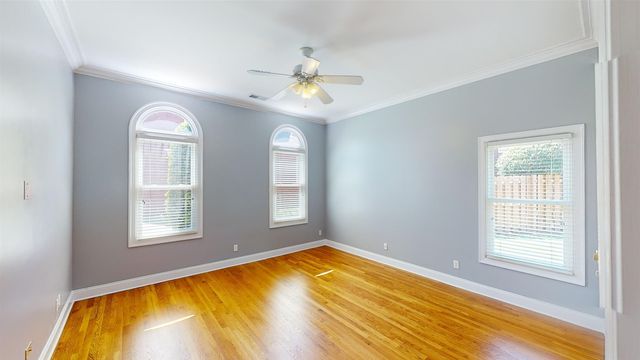 3049 OAKLEIGH MANOR CV, Germantown, TN 38138