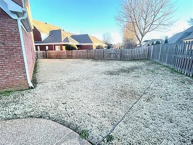 3049 OAKLEIGH MANOR CV, Germantown, TN 38138