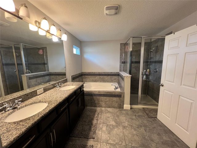 5240 LANDMARK DRIVE, St Cloud, FL 34771