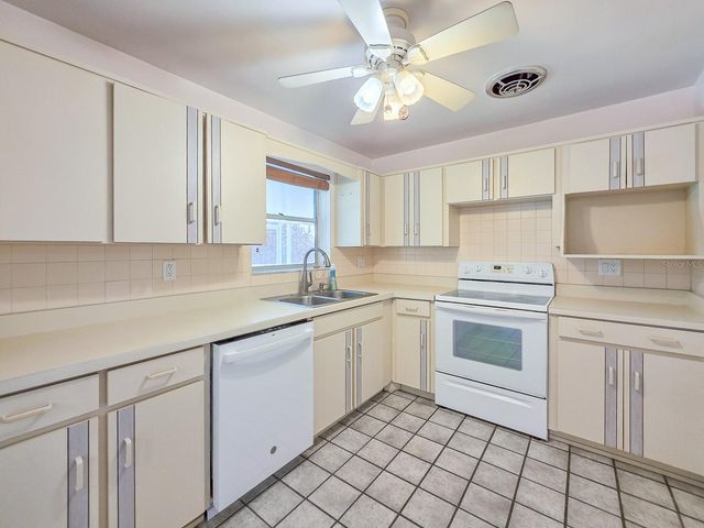 304 PALM CIRCLE, Flagler Beach, FL 32136